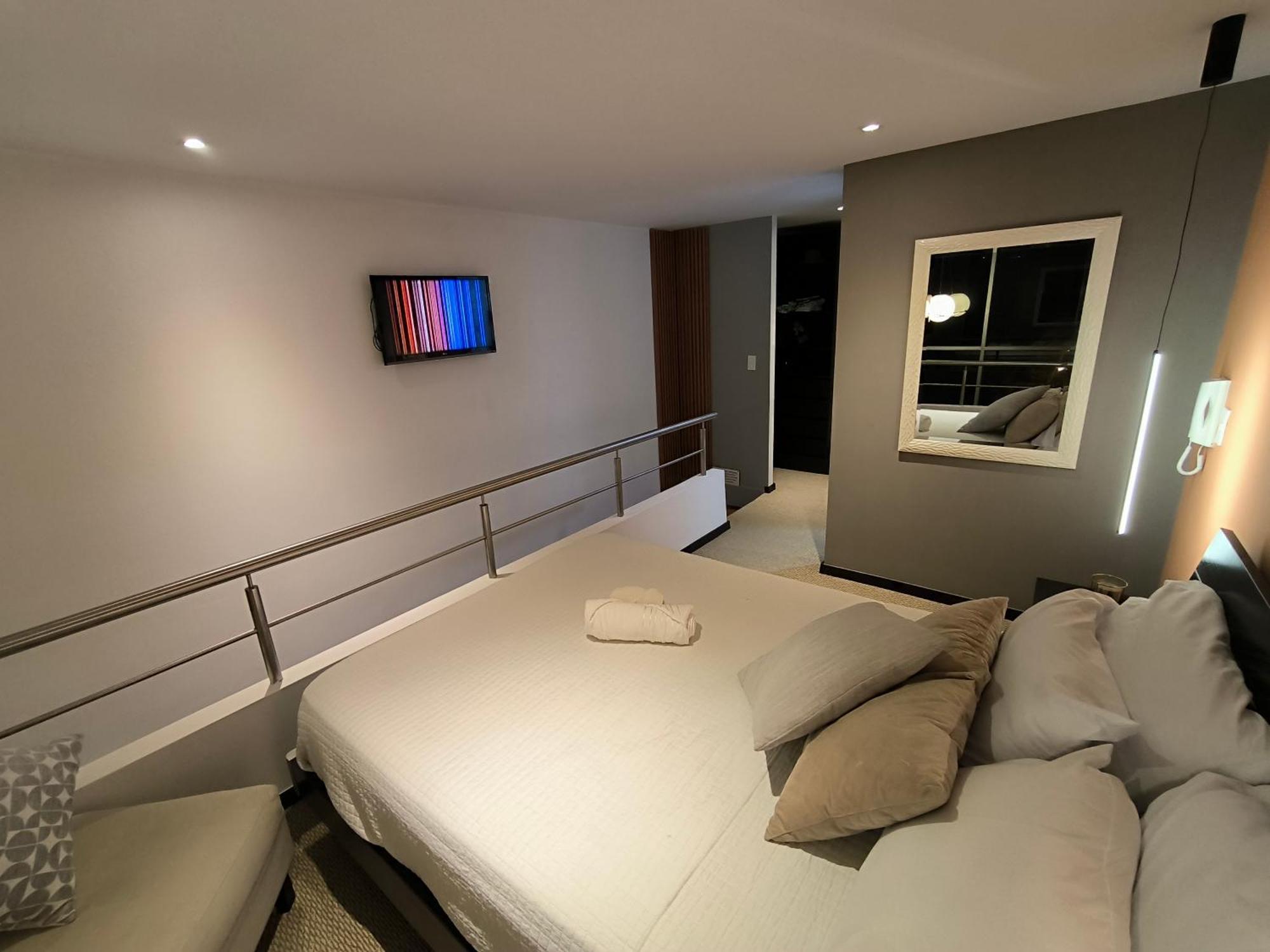 Coliving Ecuador Apartamentos Sector Swiss Hotel Кито Екстериор снимка