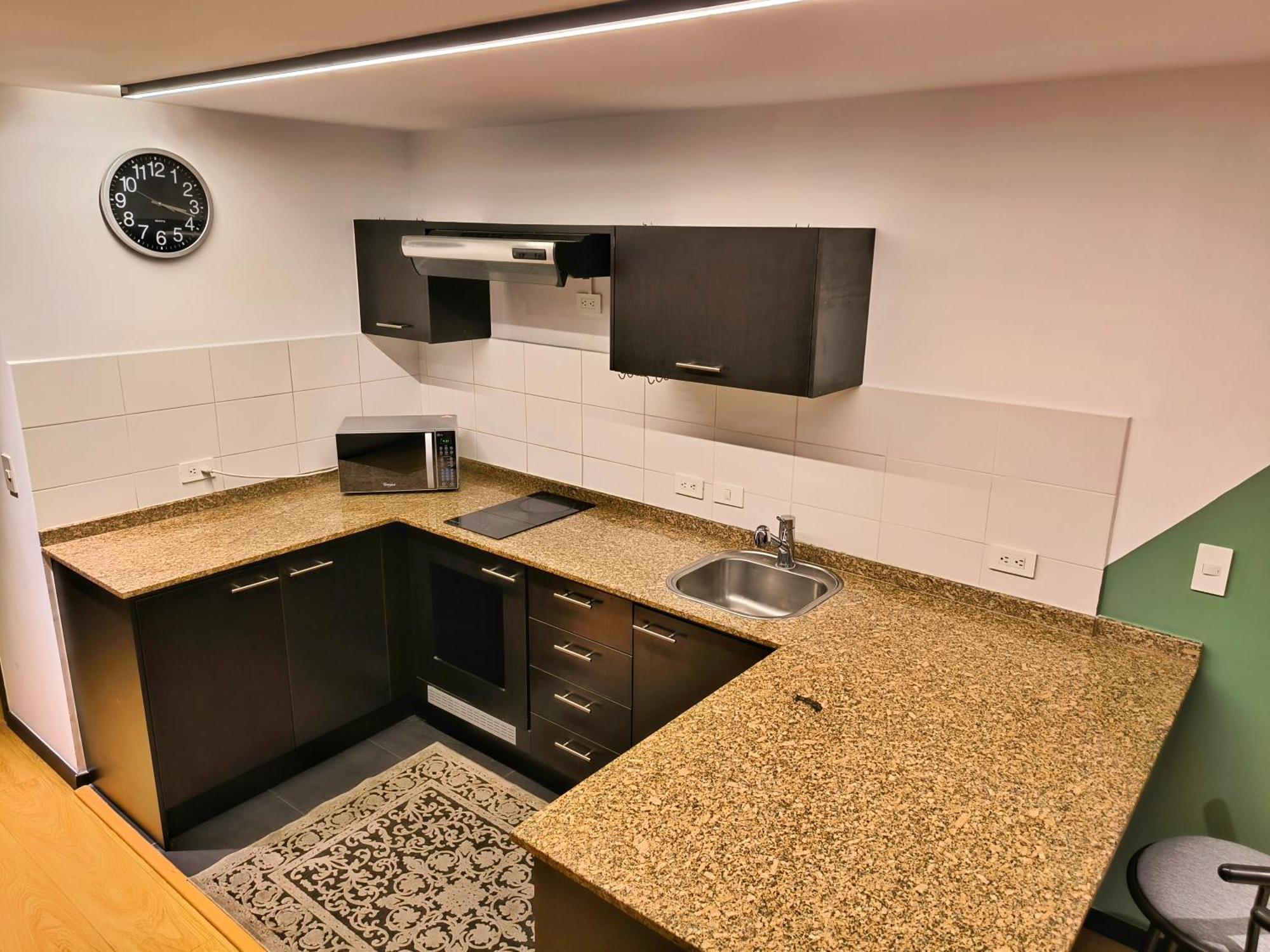 Coliving Ecuador Apartamentos Sector Swiss Hotel Кито Екстериор снимка